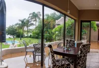 Moonriver Guesthouse Hotels in Benede Oranje