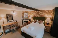 The Falkland Arms Hotels in Duns Tew