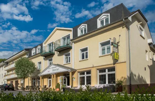 Logis Hotel-Restaurant Dimmer Hotel a Scheidgen