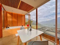 Deluxe volcán Primeras Suites Colgantes del Mundo