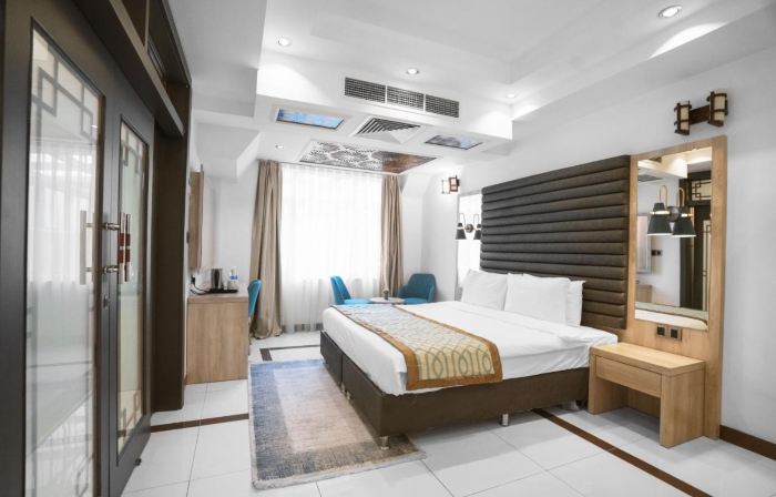 Noor Land Hotel