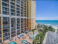 Beautiful Ocean Views, on 15th Floor!