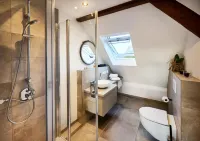 Hotel Restaurant Zur Linde Hotels in Apen