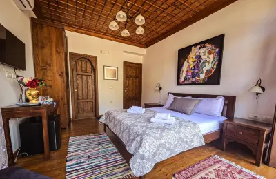 Hotel Gorica - Unesco Quarter Hotels near Parku Deshemoret e Kombit