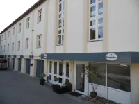 Hotel & Restaurant "Deutscher Kaiser" Ξενοδοχεία στην πόλη Prignitz