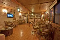Adanos Konuk Evi - breakfast