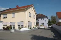 Schnitzelhaus Und Pension Stadt Rosbach Hôtels à : Friedberg