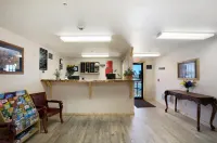 Super 8 by Wyndham Powell