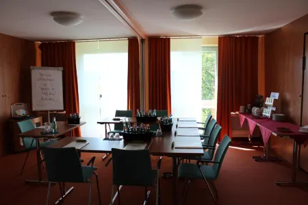 Hotel Holledau Отели в г. Pfaffenhofen a.d.Ilm