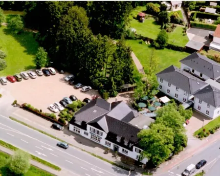 布勒費爾德公園酒店 比勒費爾德酒店