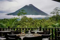 Arenal Manoa Resort & Hot Springs