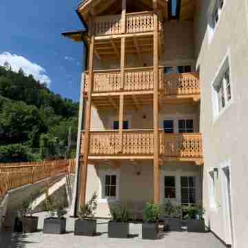 Castell Matscher Hotel Exterior