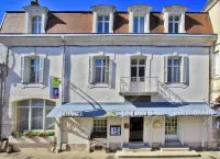 Logis Hôtel le Lion d'Or 紹維尼住宿飯店