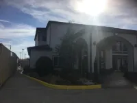 Muskogee Inn and Suites Hotels near Lakeland Shopping Center