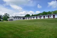 Trailsman Lodge Hotels in Baddeck