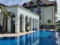 River Hotel & Spa Hotels in Calimanesti