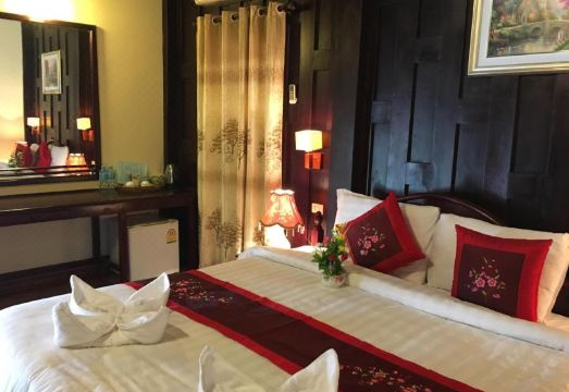 빌라 파타나 부티크 호텔