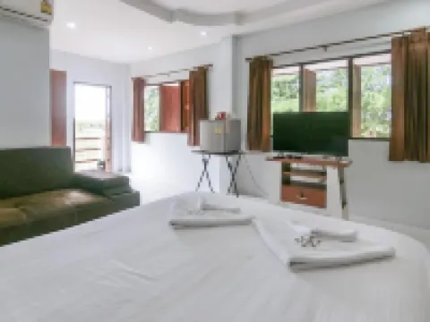 AURA PARK RESORT Hotels in Photharam