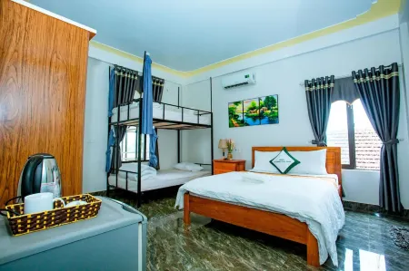 Green Riverside Cosy Home Отели в г. Son Trach