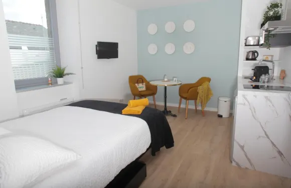 城鎮過夜酒店 - 孔卡爾諾中心