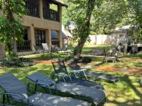 默帕尼旅館 住宿飯店