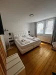 Gasthof Zum Goldenen Schiff - Lehm, Stil & Altstadtflair Hotel di Kitzingen