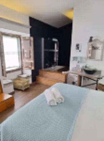 Lovin Book Guesthouse