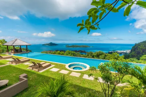 Villa Salazie Hotels in Round