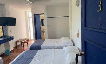 Hotel & Hostal Mayflower