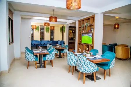 Blueberries Hotel Отели в г. Lyamutundwe