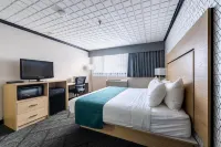Sternwheeler Hotel & Conference Centre, Trademark by Wyndham - Gym