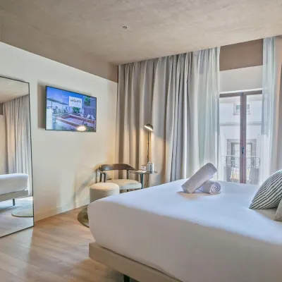 Andante Princesa Hotels near Picasso Museum
