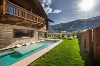 Mont Chalet Nevada - Hotel & Spa - Pools