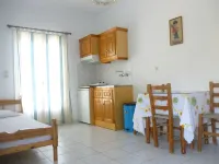 Apartments Jota โรงแรมในซามอส