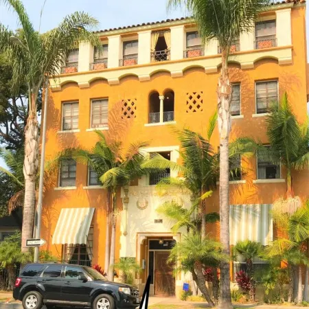 Casa Bonita Apartments