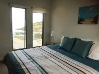 Penneshaw Oceanview Apartments