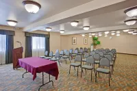 Hotel Marguerite Anaheim/Garden Grove, Trademark Collection