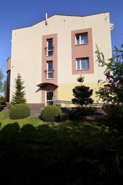 Hotel Exterior Amadeus Photo