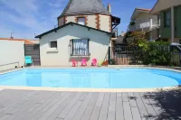 Logis Hotel Restaurant le Grand Turc Hotel a L'Oie