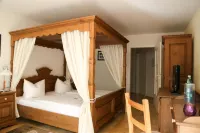 Hotel "Zwei Länder" Hotels in der Nähe von EKZ Glockenhofcenter