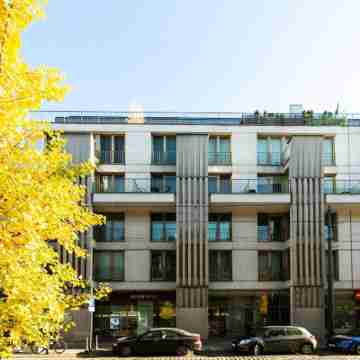 Otium Old Town Angel Plaza Hotel Exterior