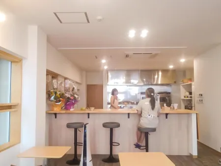 Ishigakijima Hotel Olive Отели рядом с достопримечательностью «Ishigaki Cave»