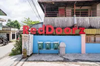 RedDoorz Syariah Near Taman Siring 2 Hotel a 