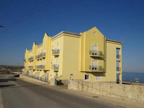 Hotel Apartamento Praia Azul Hotels in Torres Vedras