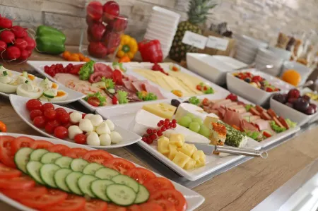 Ewerts Hotel Отели в г. Нетфен