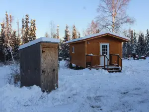 Alaskan Adventure Dry Cabins