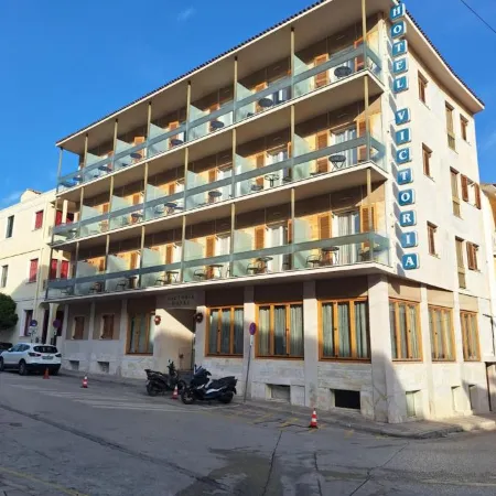 Victoria Hotel
