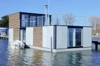 HT Houseboats - Domki na Wodzie - Sauna, motorówka, Rowerki Wodne Hotel dekat Kamera internetowa - Mielno - Webcamera.pl