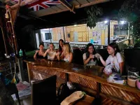 The Backyard Inn - bar