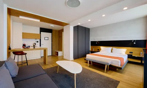 Adella Boutique Hotel - Free Secured Parking